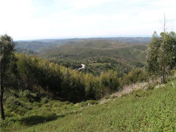 Quinta T0 para Venda em Monchique