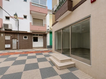 Loja para Arrendamento em Portimão