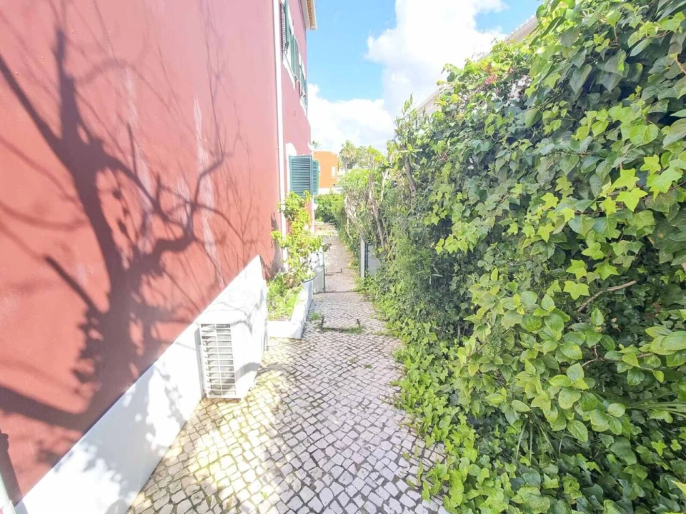 Moradia T4 para Venda em Alvor Foto 44