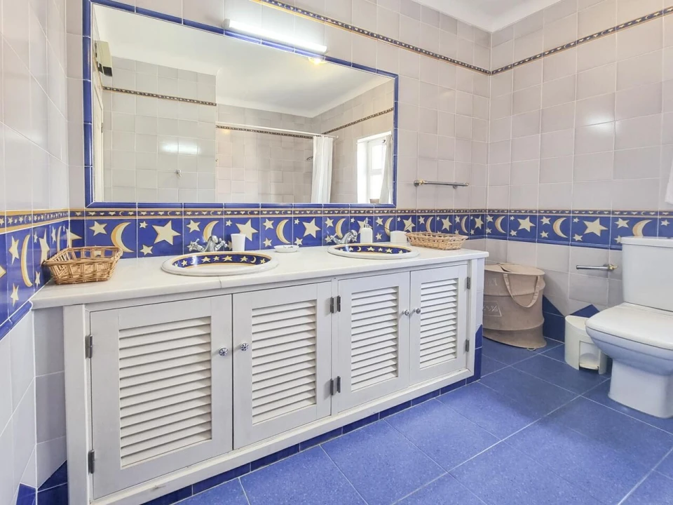 Moradia T4 para Venda em Alvor Foto 40