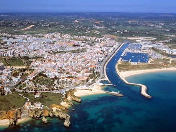 Moradia T4 para Venda em Lagos (São Sebastião e Santa Maria)