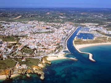 Moradia T4 para Venda em Lagos (São Sebastião e Santa Maria)