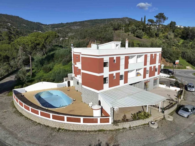 Negócio para Venda em Monchique Foto 2