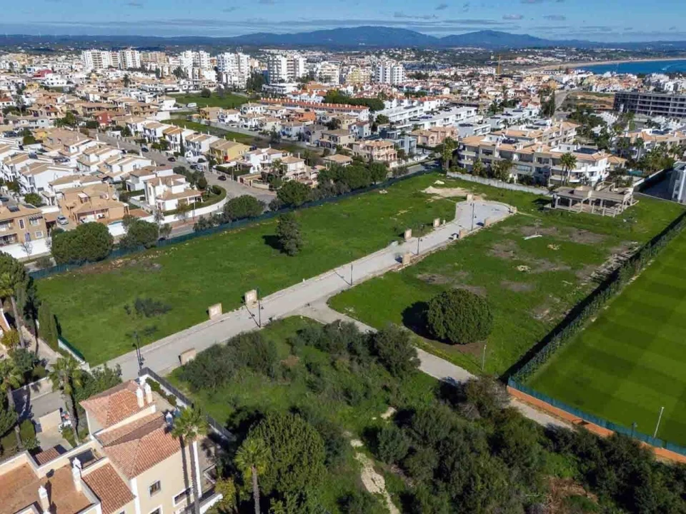 Terreno para Venda em Lagos (São Sebastião e Santa Maria) Foto 6