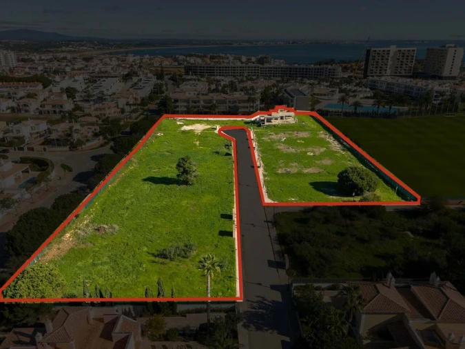 Terreno para Venda em Lagos (São Sebastião e Santa Maria) Foto 2