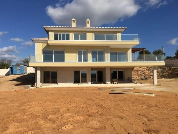 Moradia T3 para Venda em Lagos (São Sebastião e Santa Maria)