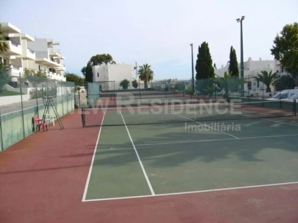 Moradia T0 para Venda em Albufeira e Olhos de Água Foto 4
