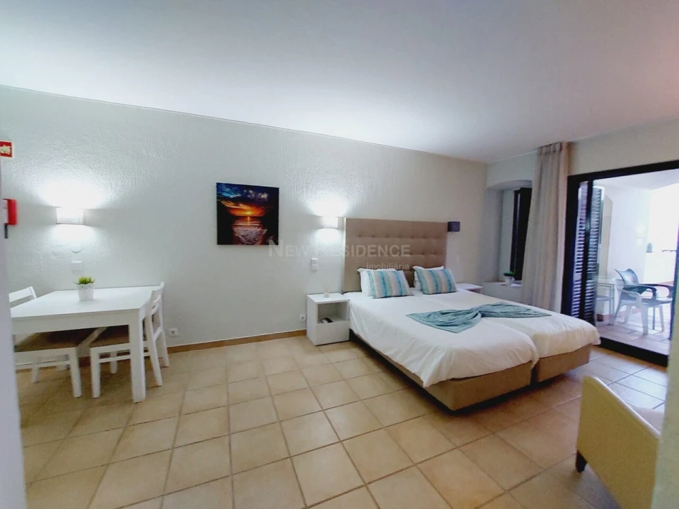 Moradia T0 para Venda em Albufeira e Olhos de Água Foto 9