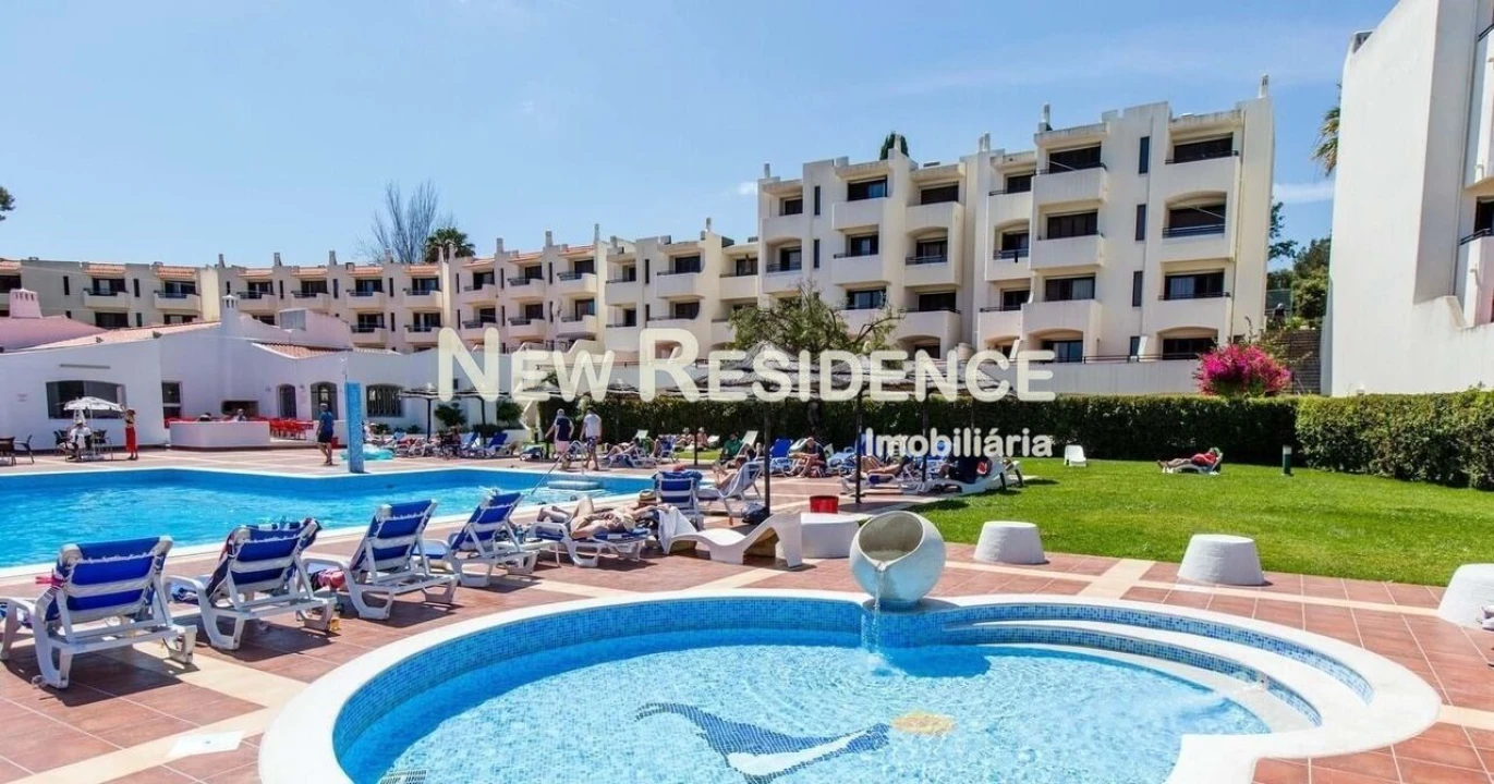 Apartamento T1 para Venda em Albufeira e Olhos de Água Foto 9