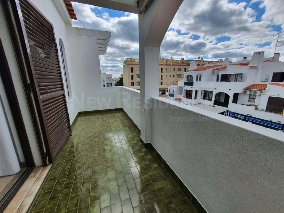 Apartamento T1 para Venda em Albufeira e Olhos de Água Foto 14