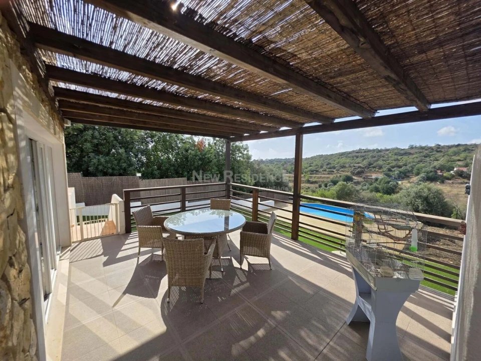 Moradia T3 para Venda em Ferreiras Foto 5