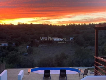 Moradia T3 para Venda em Ferreiras