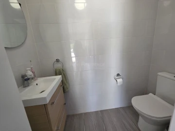 Moradia T3 para Venda em Ferreiras