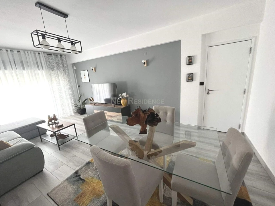 Apartamento T2 para Venda em Albufeira e Olhos de Água Foto 2