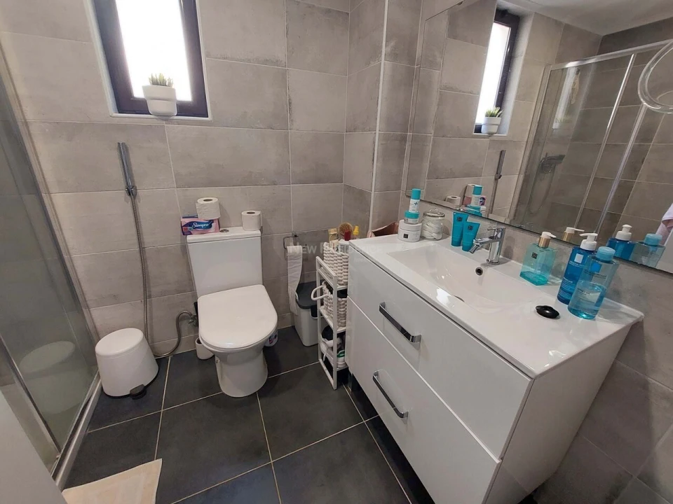 Moradia T1 para Venda em Albufeira e Olhos de Água Foto 11
