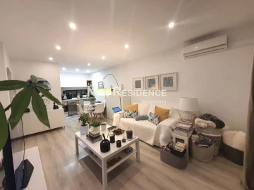 Moradia T1 para Venda em Albufeira e Olhos de Água