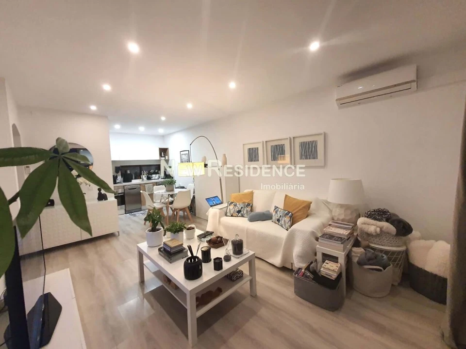 Moradia T1 para Venda em Albufeira e Olhos de Água Foto 3
