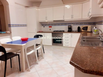 Moradia T5 para Venda em Albufeira e Olhos de Água