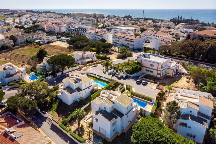 Moradia T5 para Venda em Albufeira e Olhos de Água Foto 58