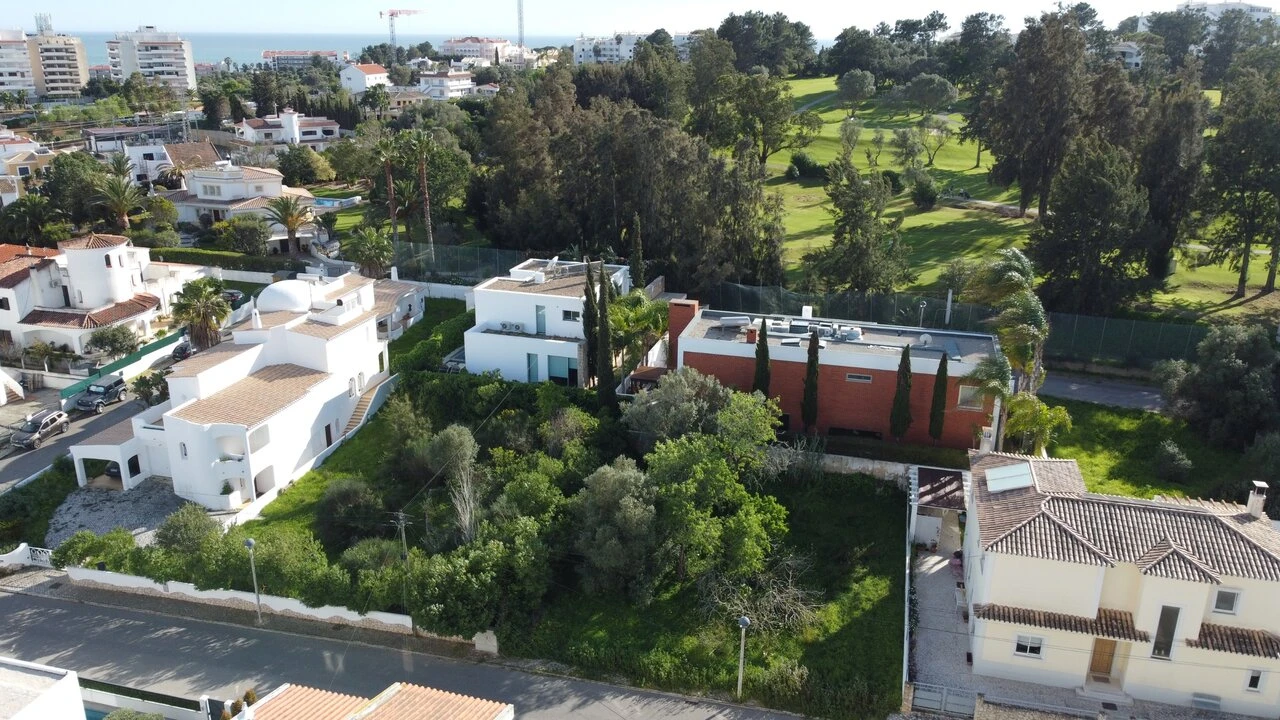 Terreno para Venda em Portimão Foto 13