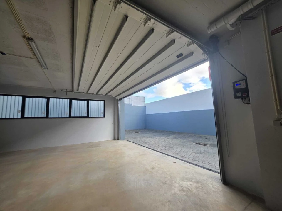 Armazém para Arrendamento em Portimão Foto 23