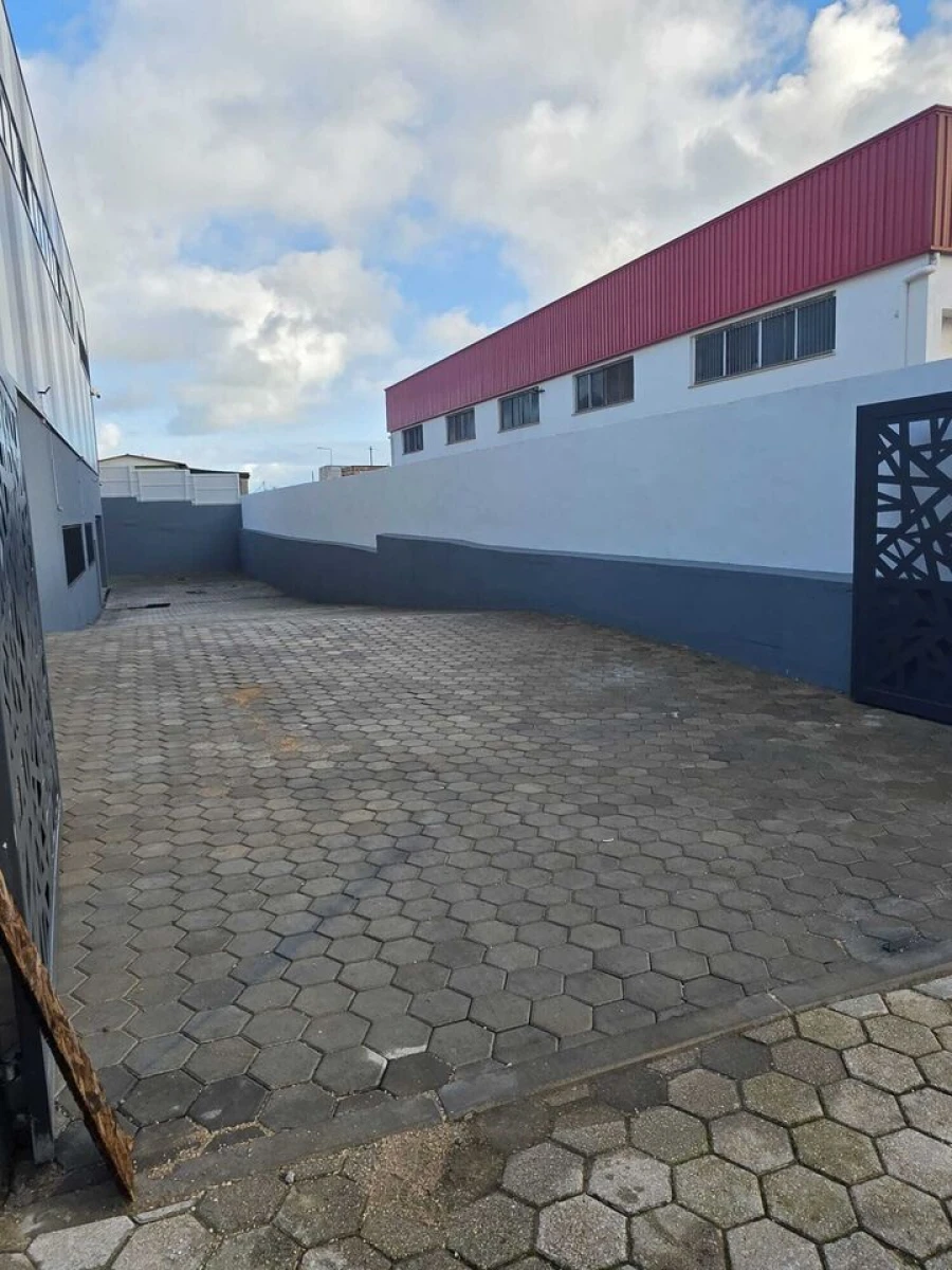 Armazém para Arrendamento em Portimão Foto 10