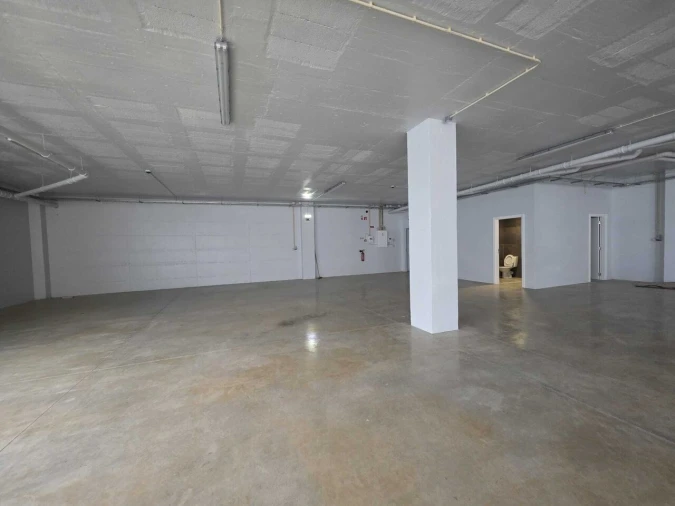 Armazém para Arrendamento em Portimão Foto 22