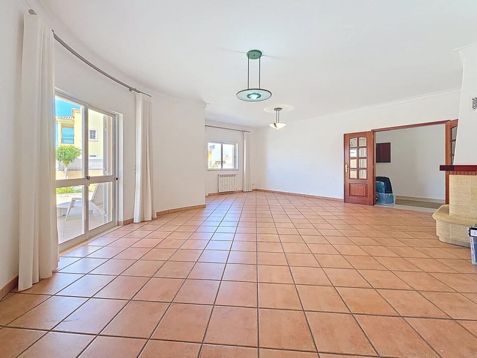 Moradia T4 para Venda em Portimão Foto 14