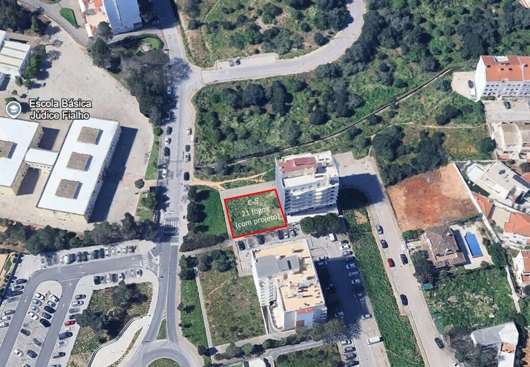 Terreno para Venda em Portimão Foto 2