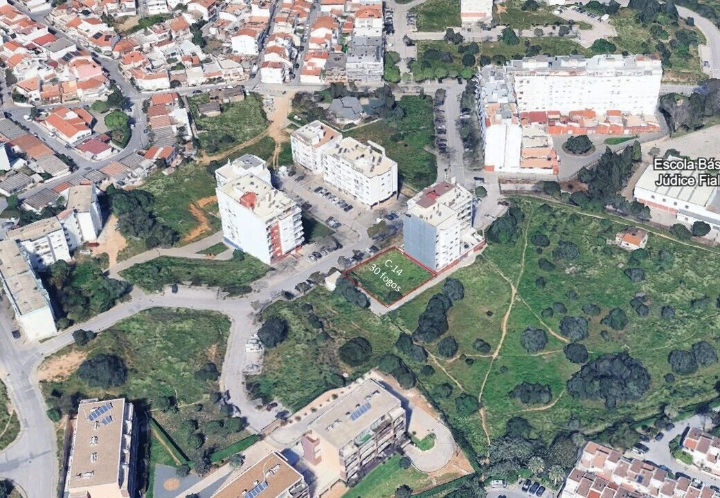 Terreno para Venda em Portimão Foto 4