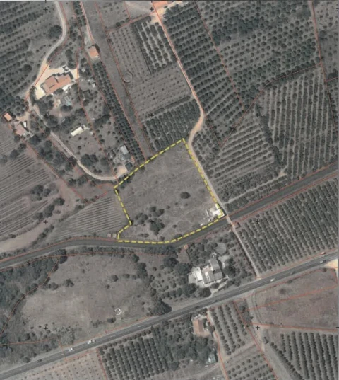 Terreno para Venda em Silves