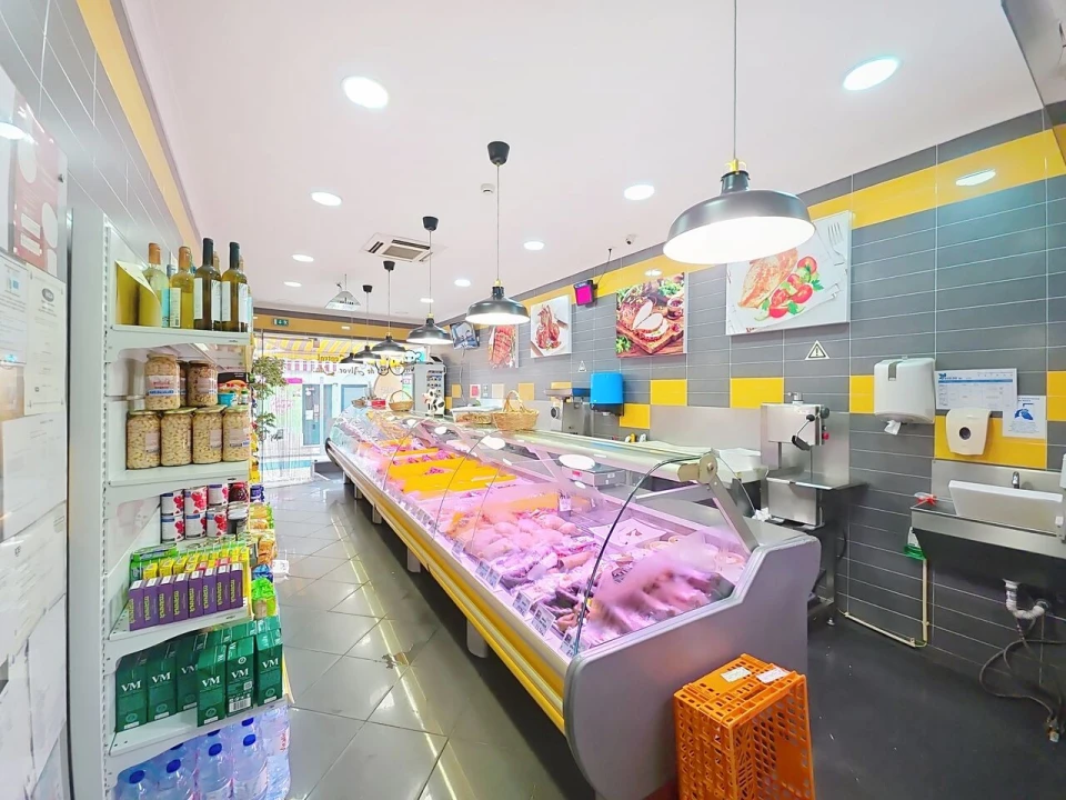 Loja para Venda em Alvor Foto 19