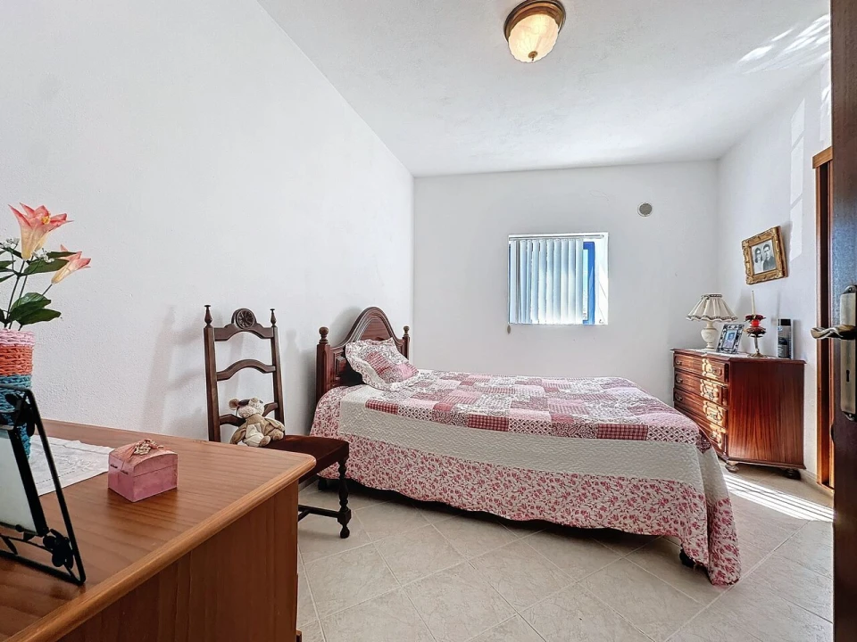 Moradia T5 para Venda em São Marcos da Serra Foto 7