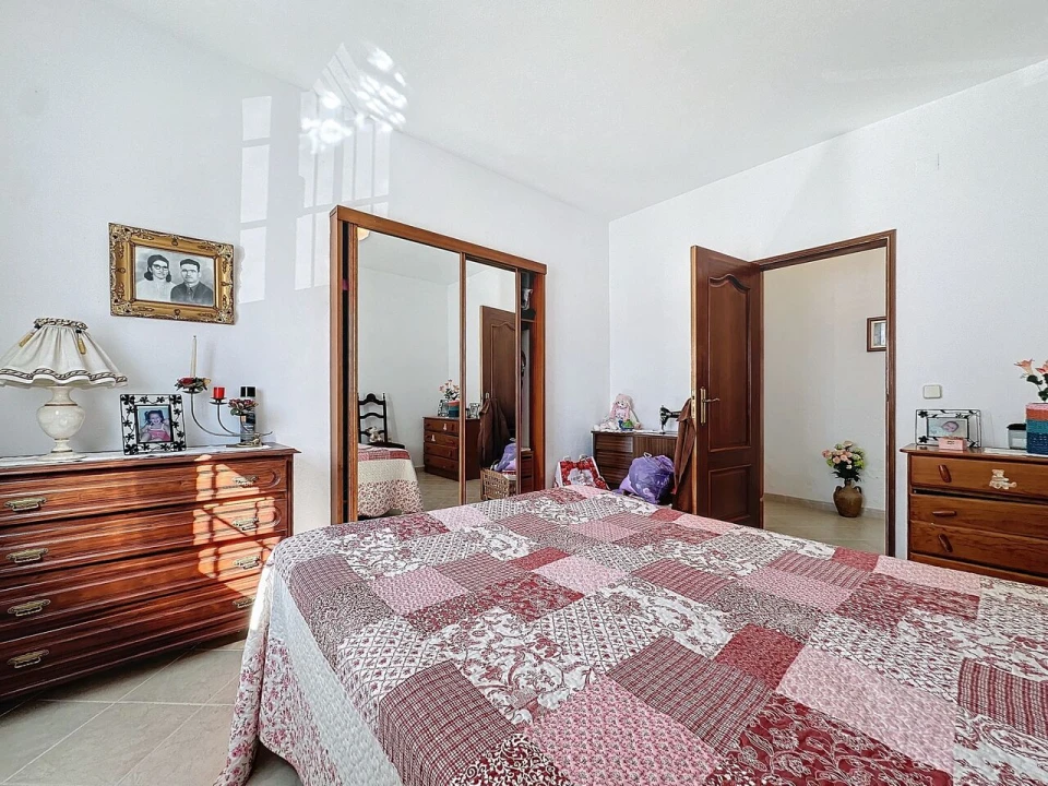 Moradia T5 para Venda em São Marcos da Serra Foto 9