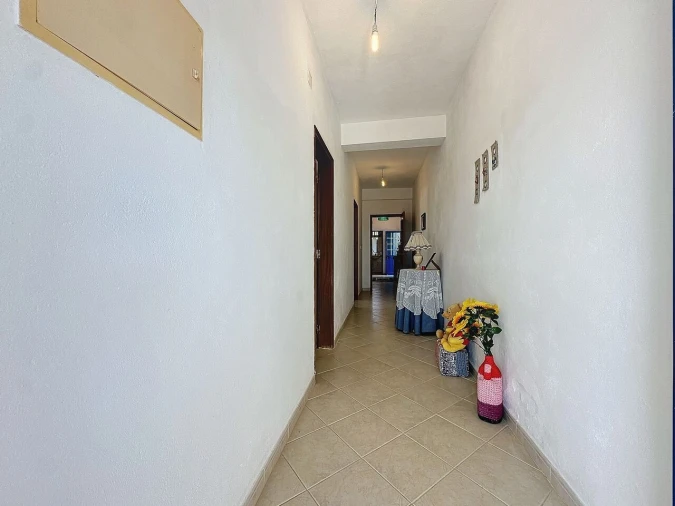 Moradia T5 para Venda em São Marcos da Serra Foto 4