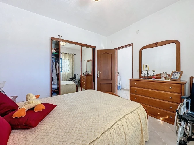 Moradia T5 para Venda em São Marcos da Serra Foto 6