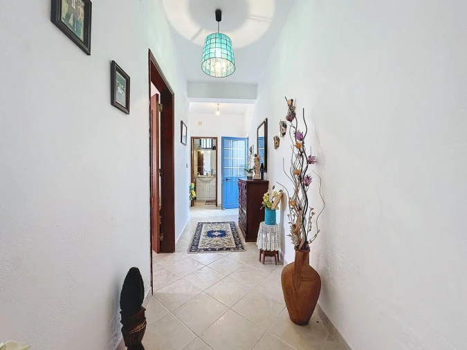 Moradia T5 para Venda em São Marcos da Serra Foto 8