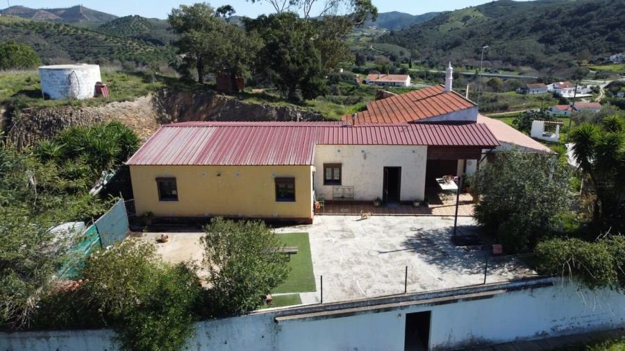 Moradia T5 para Venda em São Marcos da Serra Foto 35