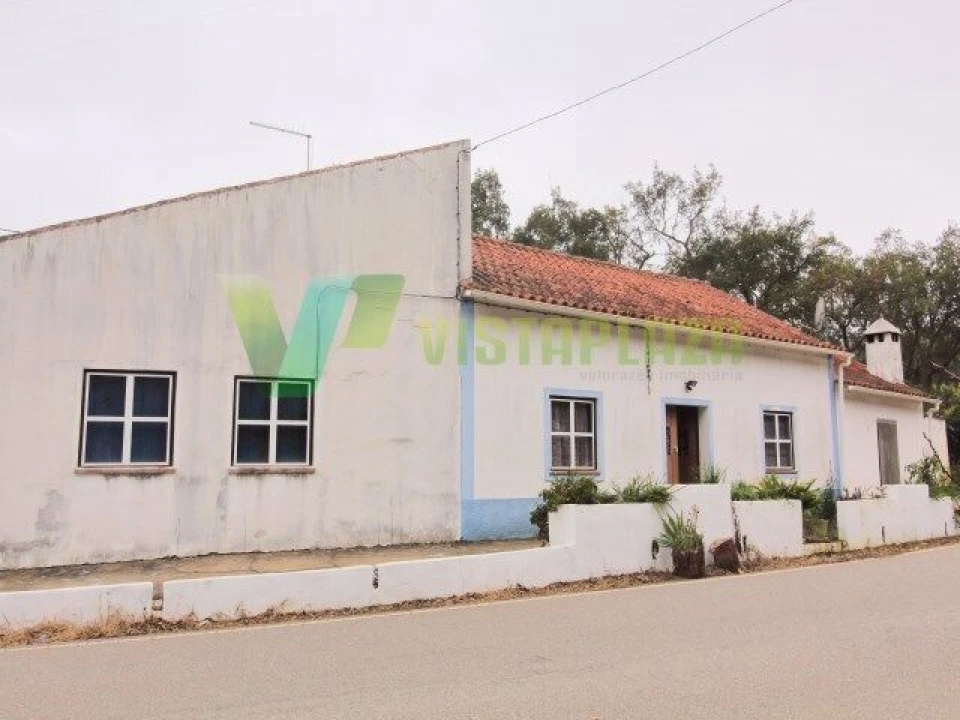 Quinta T3 para Venda em Monchique Foto 25