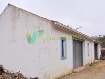 Quinta T3 para Venda em Monchique