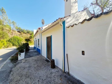 Quinta T3 para Venda em Monchique