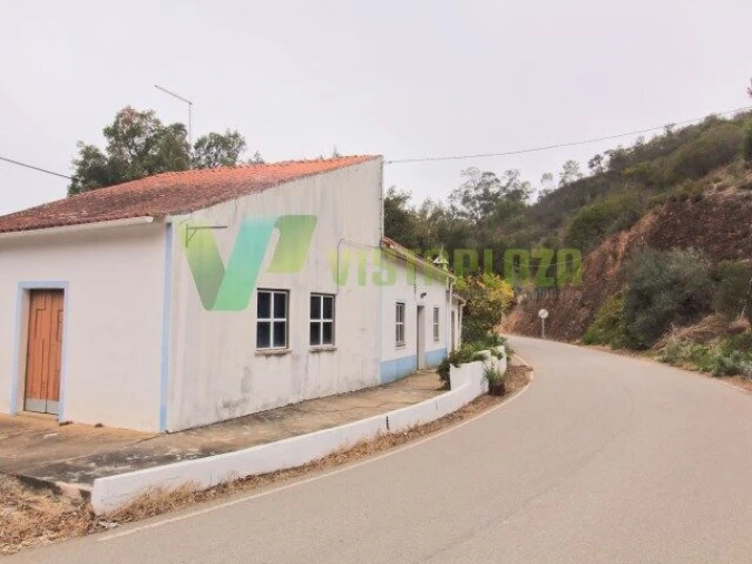 Quinta T3 para Venda em Monchique Foto 24