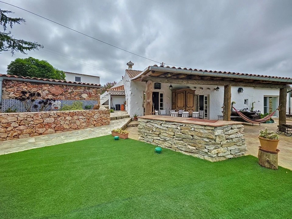 Moradia T3 para Venda em Alte Foto 7