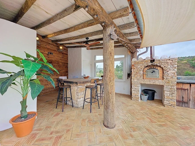 Moradia T3 para Venda em Alte Foto 16