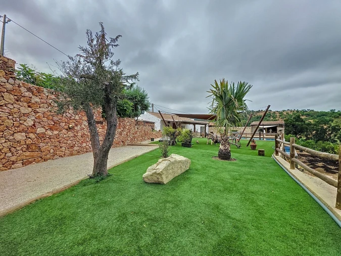 Moradia T3 para Venda em Alte Foto 5