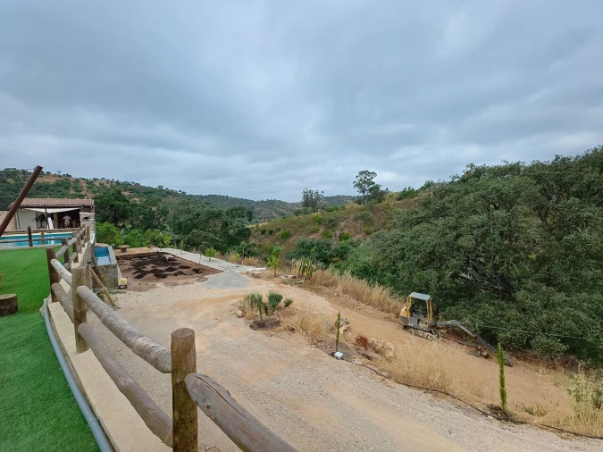 Moradia T3 para Venda em Alte Foto 36