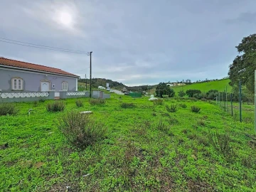 Moradia T3 para Venda em São Bartolomeu de Messines