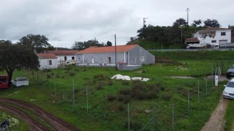 Moradia T3 para Venda em São Bartolomeu de Messines