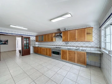 Moradia T3 para Venda em Portimão