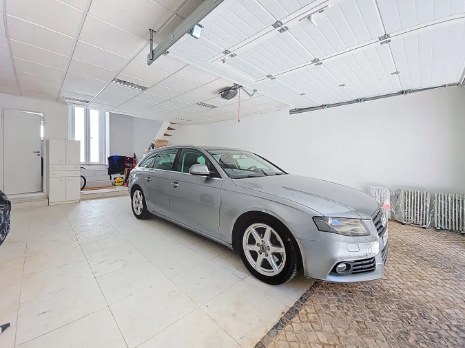 Garagem para Venda em Portimão Foto 2